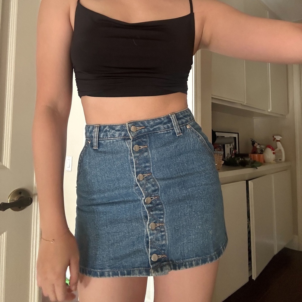 Y2K mini blue denim skirt with button detailing